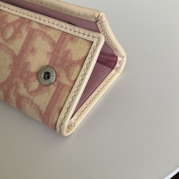 ππ Christian Dior key holder wallet in EUC !!! ππ - Picture 3 of 9
